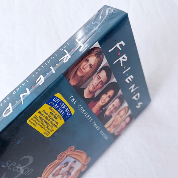 Friends third season DVD set - Picture 2 of 3